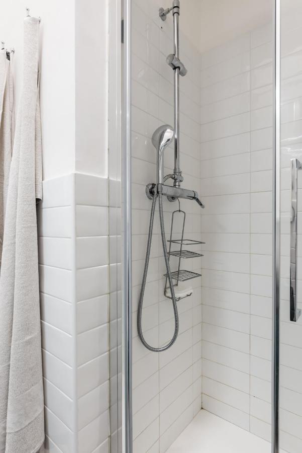 Acquario 5' Free Wifi & Netflix "Prione" By Tilo Apartment'S Génova Exterior foto
